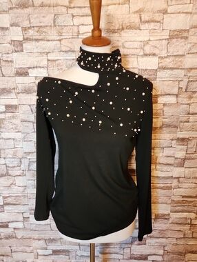 Milan Kiss  Black Sweater  with Pearl Embellishments Longsleeve